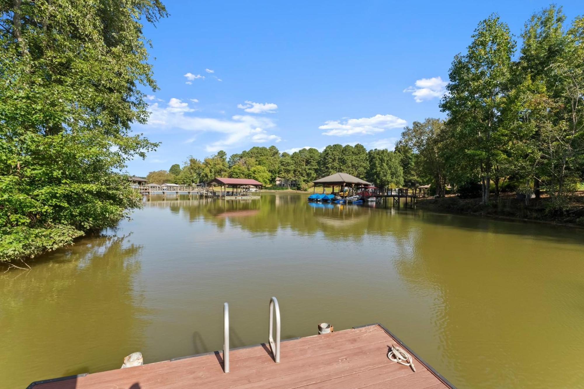 Lakeside Landing By Avantstay Private Dock มัวร์สวิลล์ ภายนอก รูปภาพ