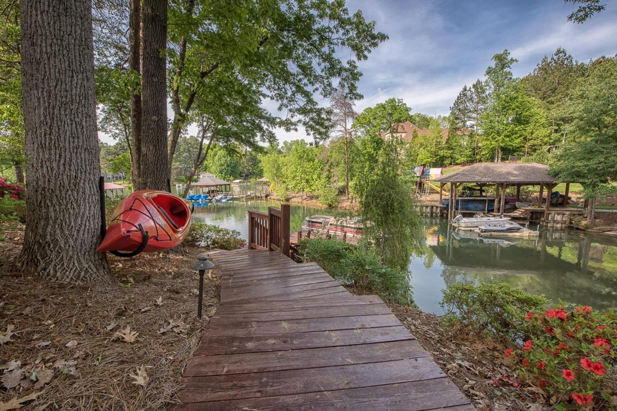 Lakeside Landing By Avantstay Private Dock มัวร์สวิลล์ ภายนอก รูปภาพ